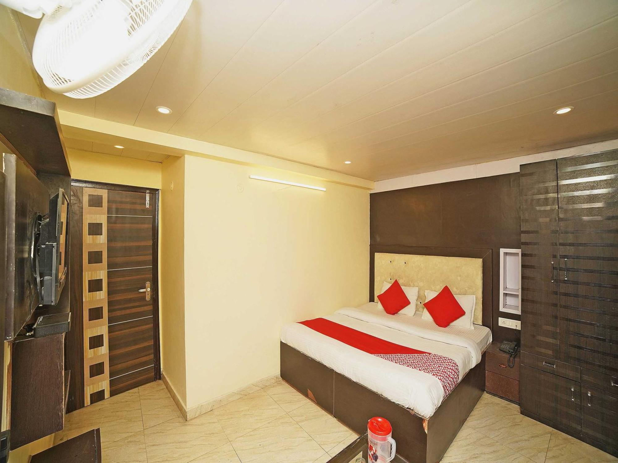 Hotel Oyo Flagship 8594 Golden Nest Nainital Zewnętrze zdjęcie